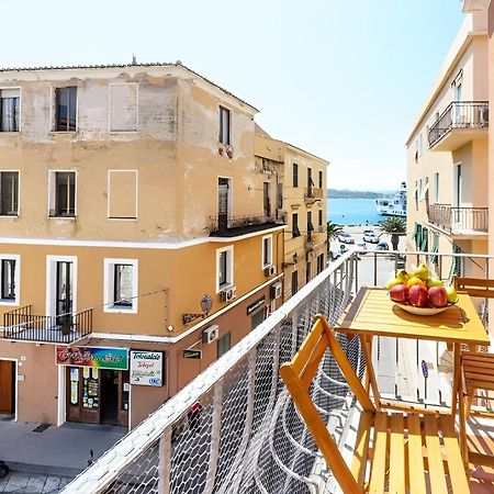 Splendido Appartamento In Pieno Centro Dell'Isola Ла-Маддалена Екстер'єр фото